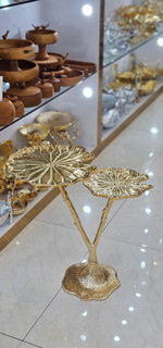 میز عسلی مدل برگ نیلوفر